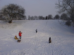 Rodelberg Schlittenfahren Winter